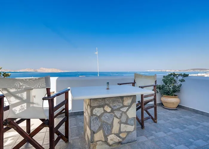 Irene Parou * Naousa (Paros)